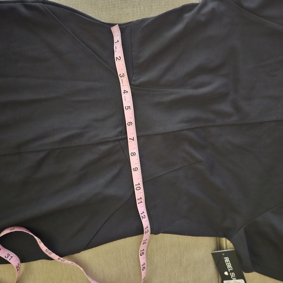 Rebel Sugar black sheath midi dress ahort sleeves v back - Picture 13 of 13